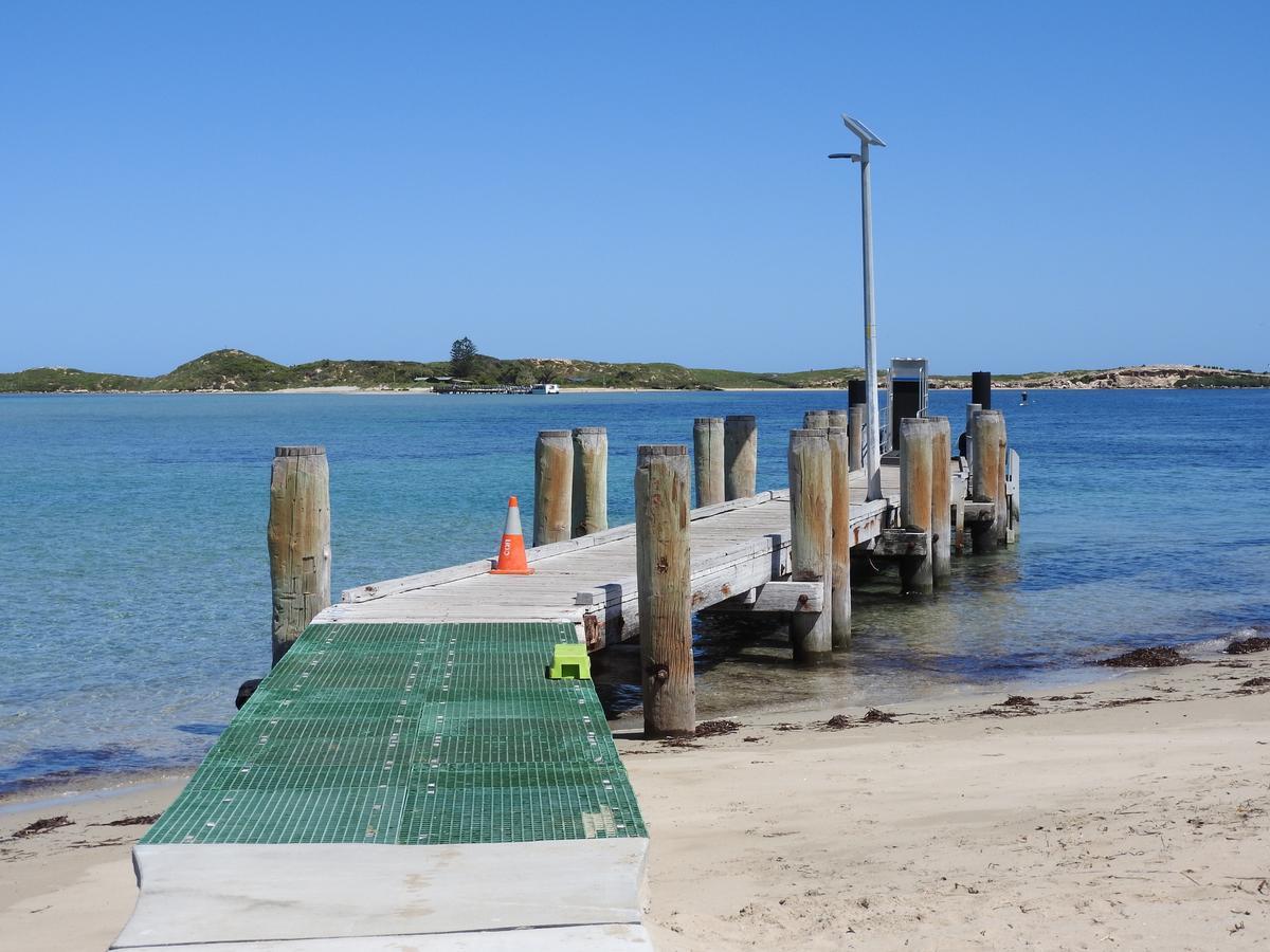 The Royal Dolphin Bed & Breakfast Safety Bay Rockingham Buitenkant foto